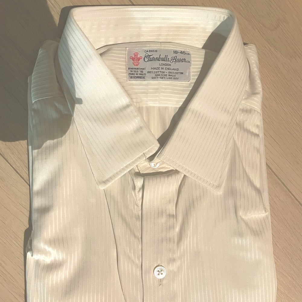 Brand new dressy men’s shirt, size 18, worn with cufflinks